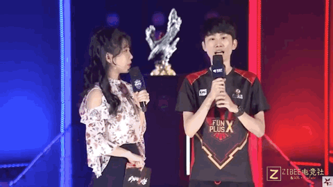 了一遍老詹 了一遍老詹