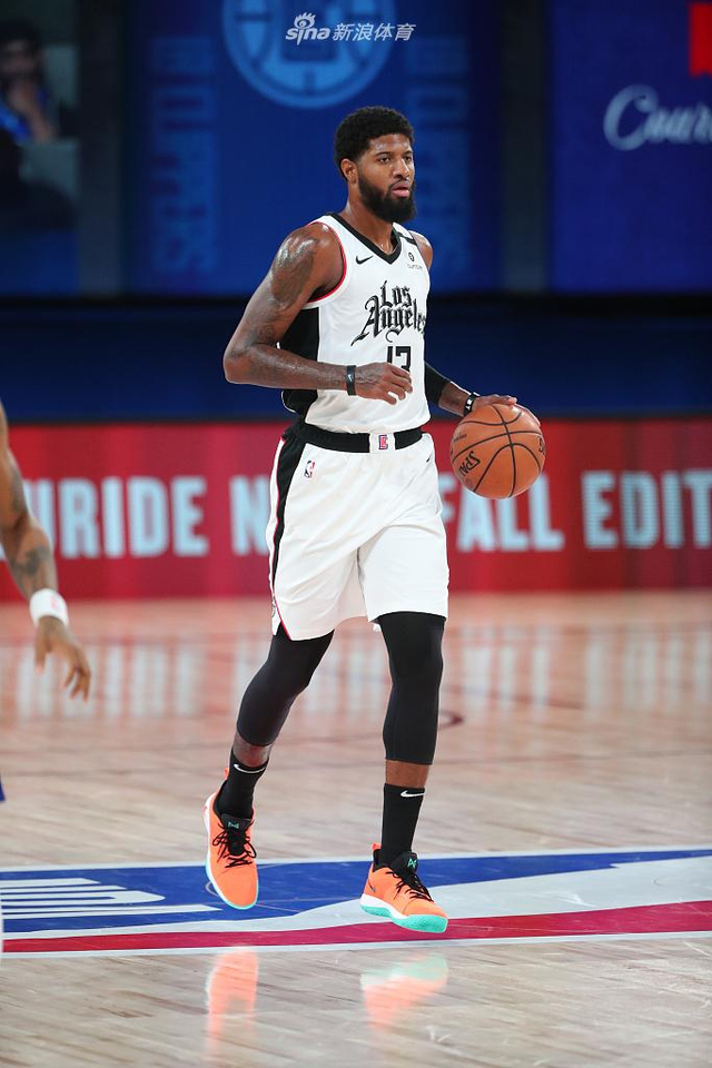 关键时刻抓 关键时刻抓