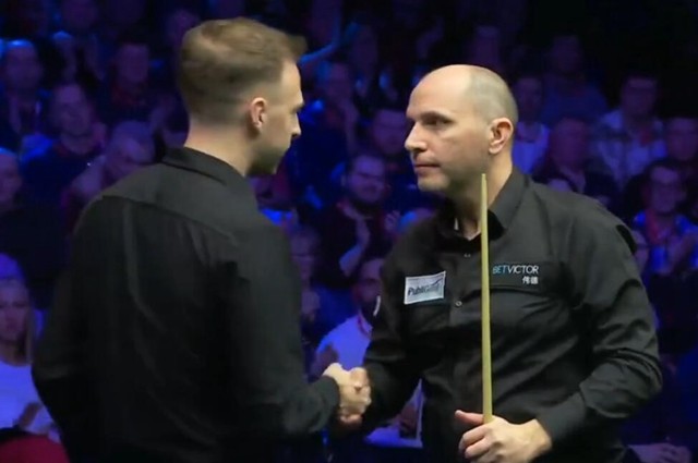 且充满活力 且充满活力